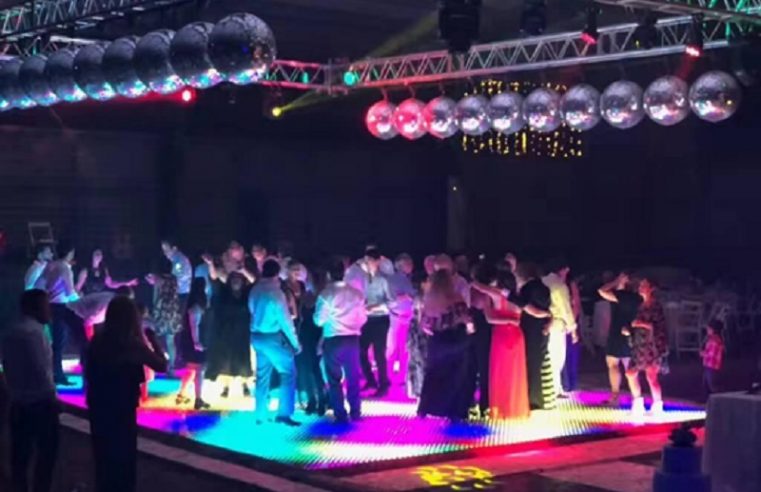 WHY INTERACTIVE LED DANCE FLOOR IS THE BEST CHOICE FOR YOUR PARTY?