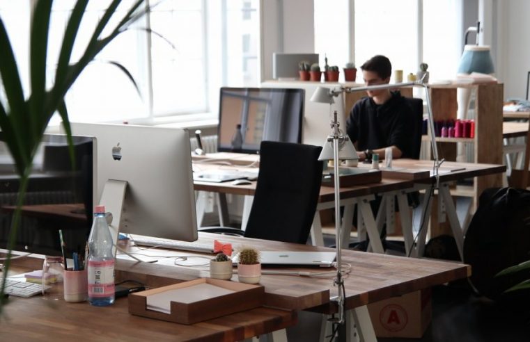 4 ways to maximise workspace in a small office
