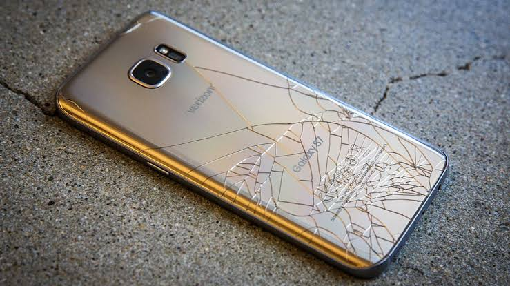 Top Reasons to Fix Your Phone and Not Replace It