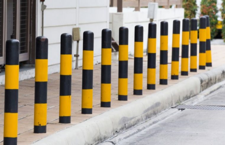 The Difference Between Permanent and Removable Bollards