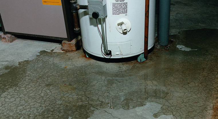 What to do if the water boiler leaks