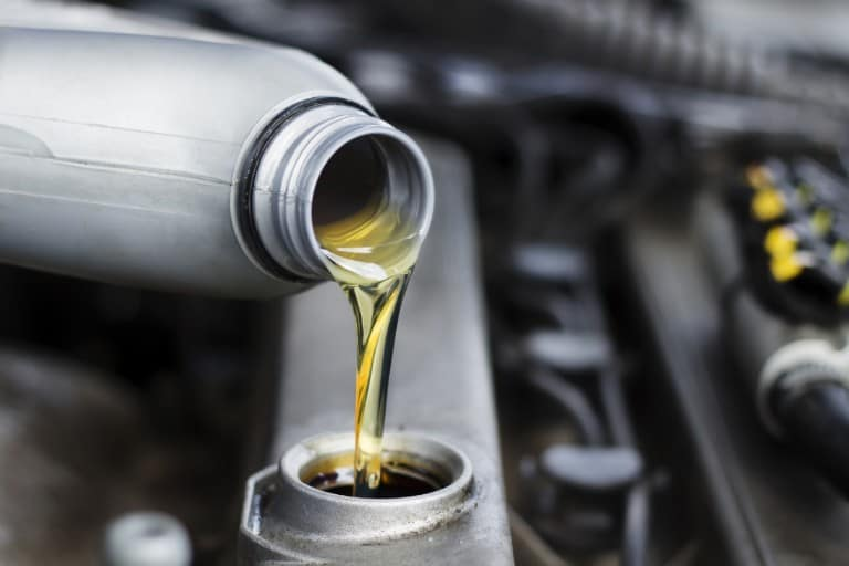 Synthetic versus Conventional Oil