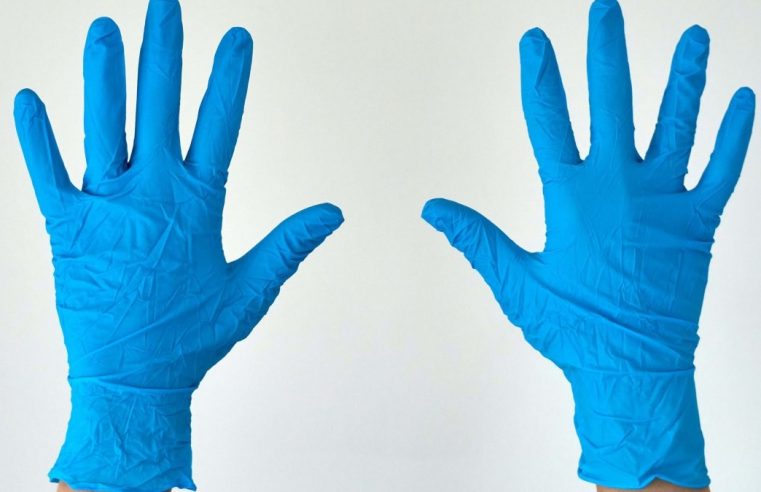 All You Need To Know About The Comparison Of Nitrile V/S Latex Gloves