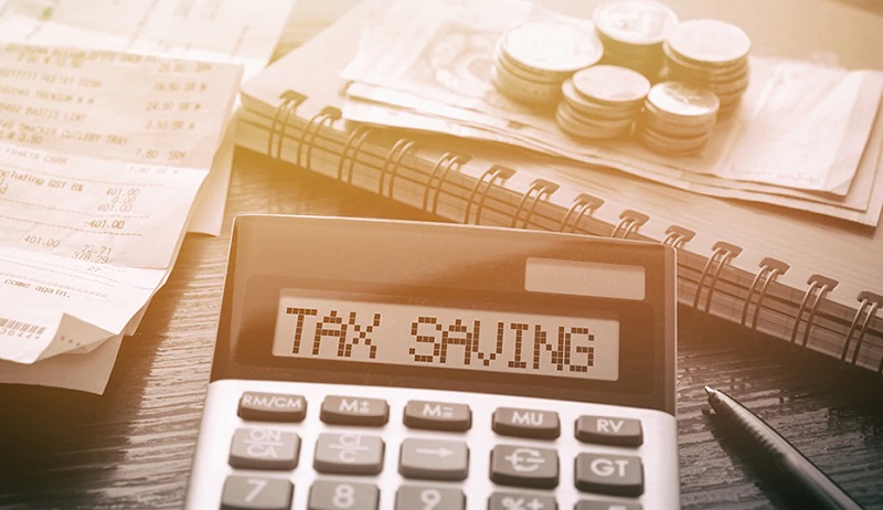 ELSS vs traditional tax saving instruments