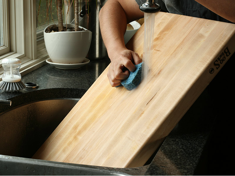 Here’s How To Properly Clean And Maintain Your Cutting Boards