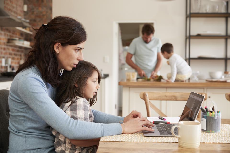 How to Balance Remote Work and Family Matters