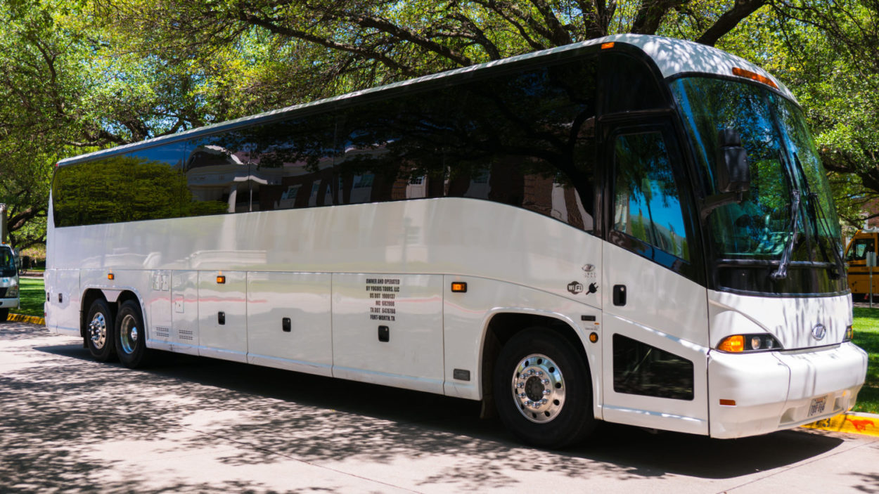 Charter Bus Rental Costs and Factors that Determine the Rates