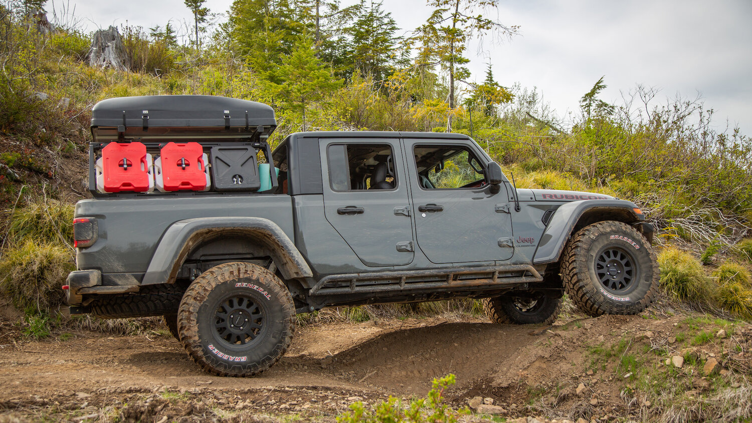 Essential Overlanding Gear for Your Next Off-Road Adventure