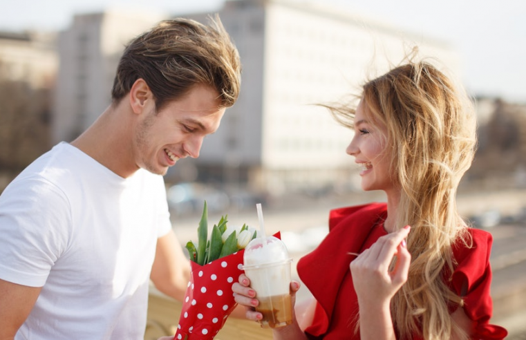 10 Charming Ways to Impress Her on the First Date