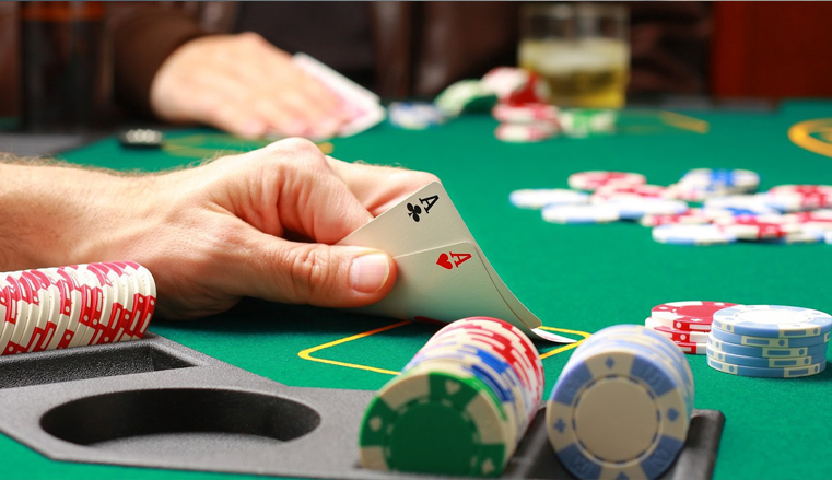 Explore The Varieties Of Poker Games Online