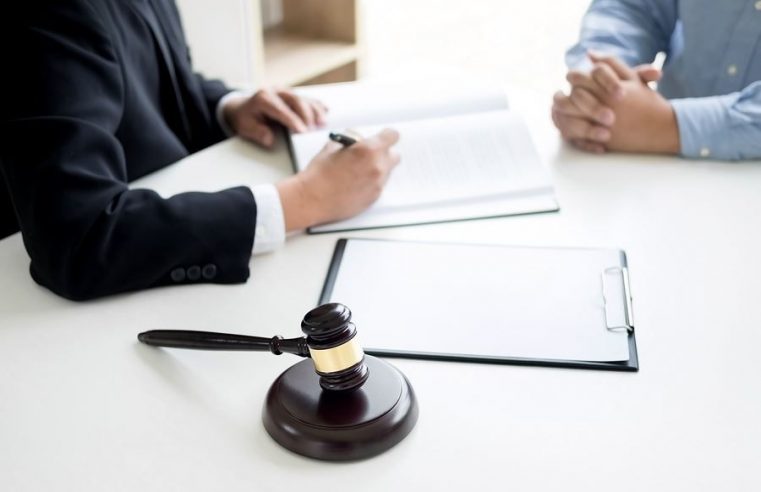 How To Choose The Best Criminal Lawyer?