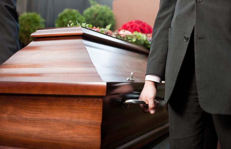 Funeral Planning: How To Keep The Costs Within Reason