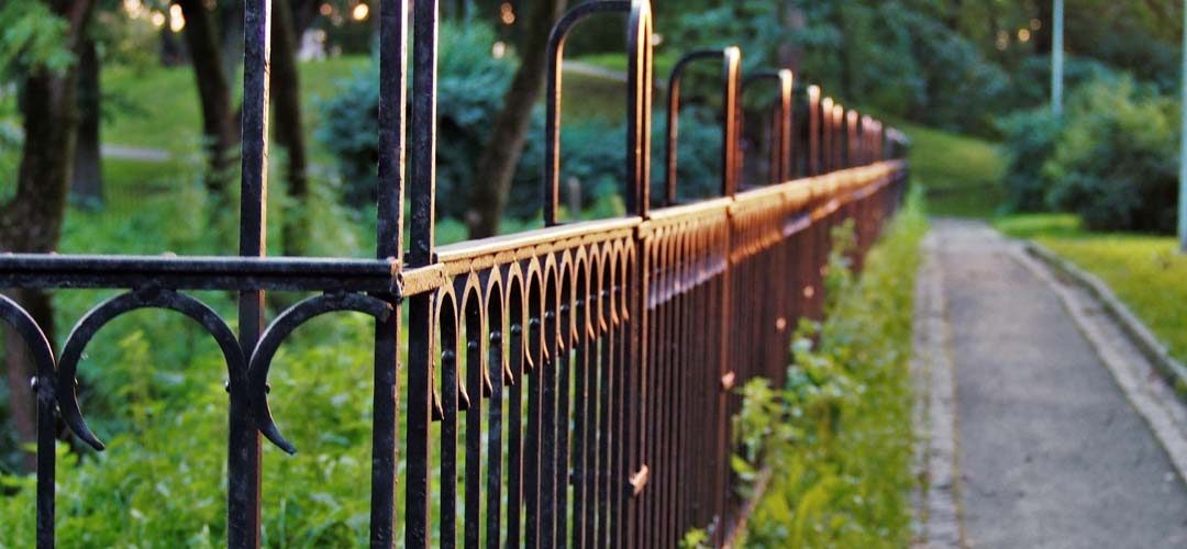 What Are the Benefits of Putting Up Fences