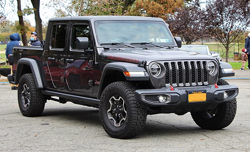 Why Should You Buy a Jeep Gladiator?
