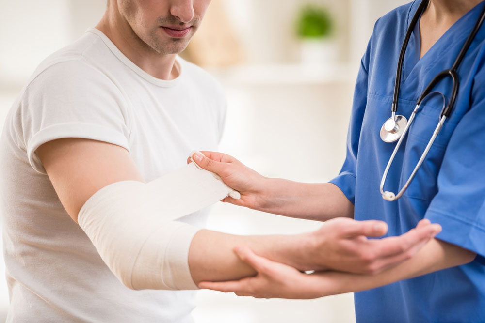 Importance of Seeing a Doctor After Facing Injury At Workplace