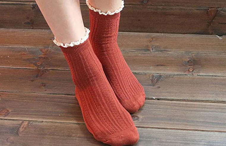 Top Reasons for Choosing Bamboo Socks over Cotton Socks