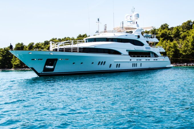 8 Tips To Sell Your Yacht Quickly Like A Pro