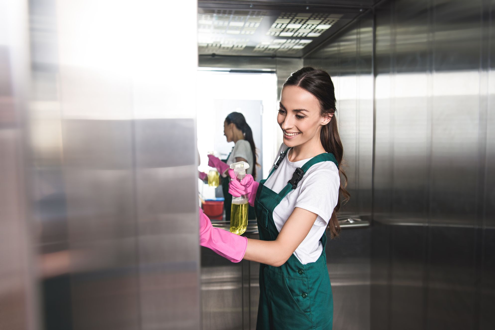 How Commercial Cleaning Professionals Benefit Businesses?