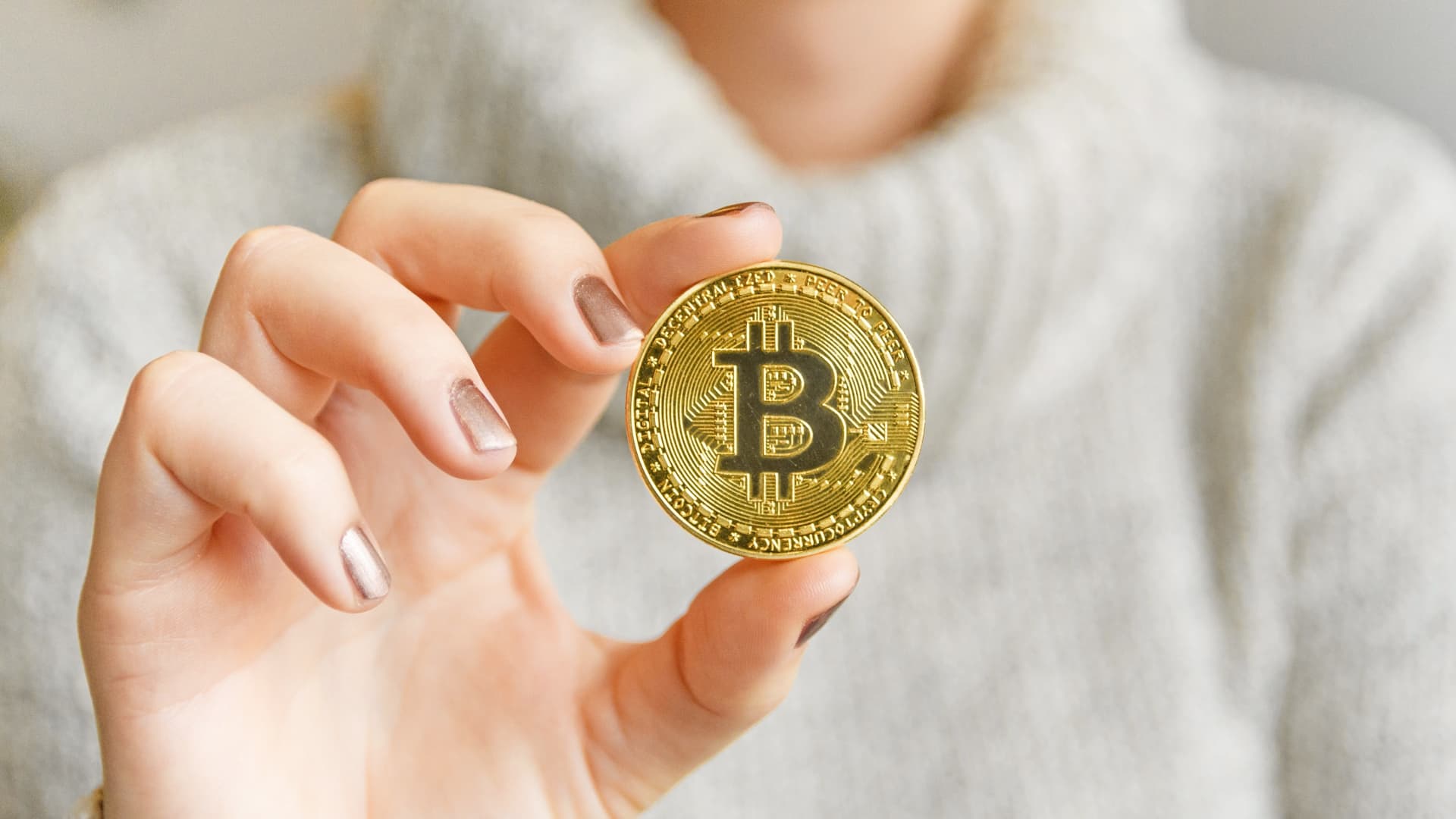4 Reasons Why People Short Bitcoin