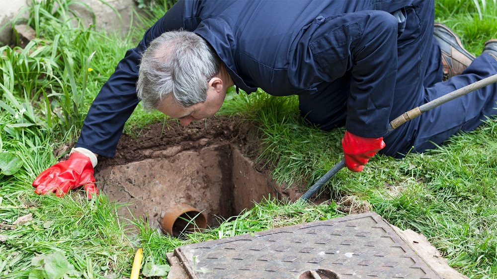 What Are The Benefits Of Unlocking Drains By Professionals? 