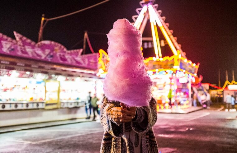 Cotton Candy Fun in Singapore: Unveiling the Sweet Delights of Cotton Candy Machines!